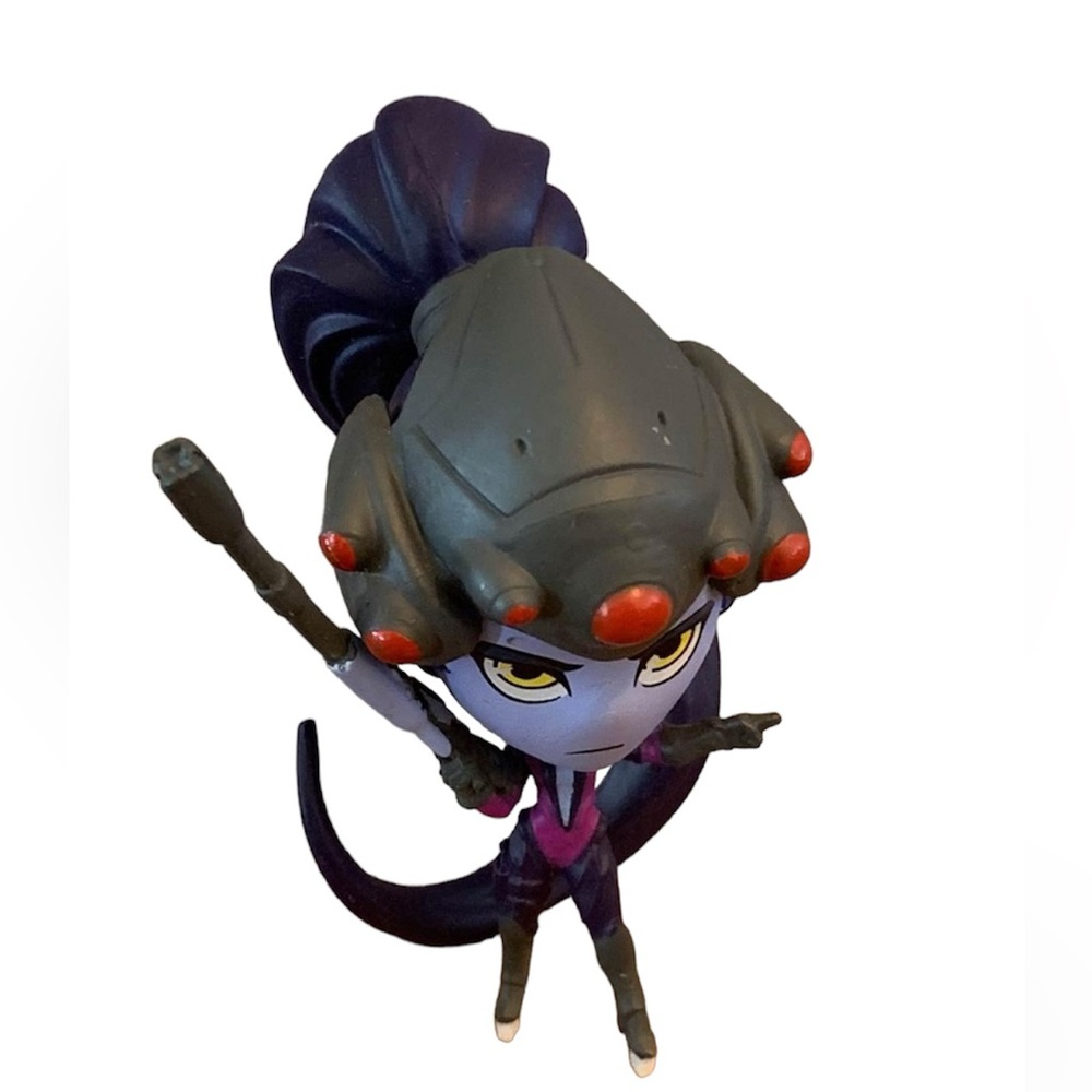 Cute But Deadly Series 5 Overwatch Edition Blizzard Vinyl Widowmaker